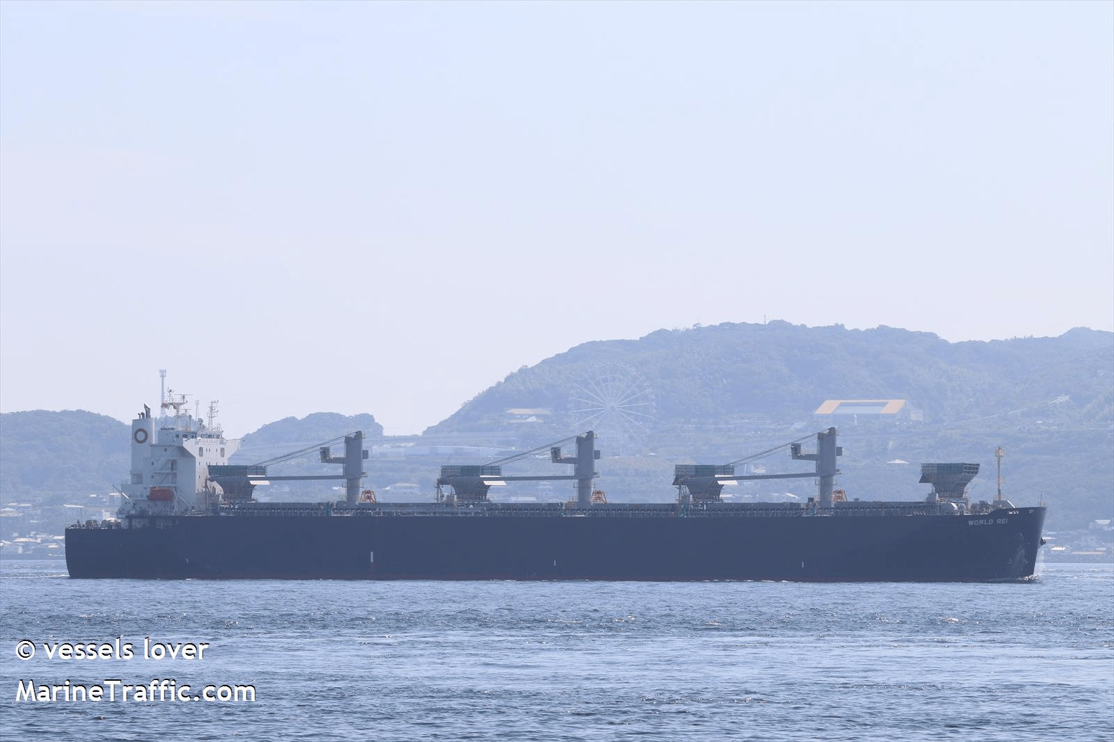 MV WORLD REI